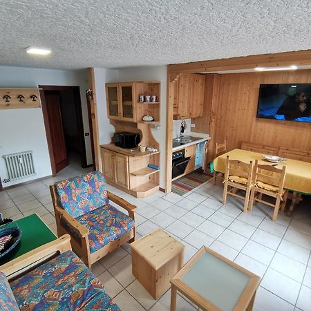 Trilocale Con Splendida Vista Sulle Piste Da Sci Apartment Folgarida Exterior photo