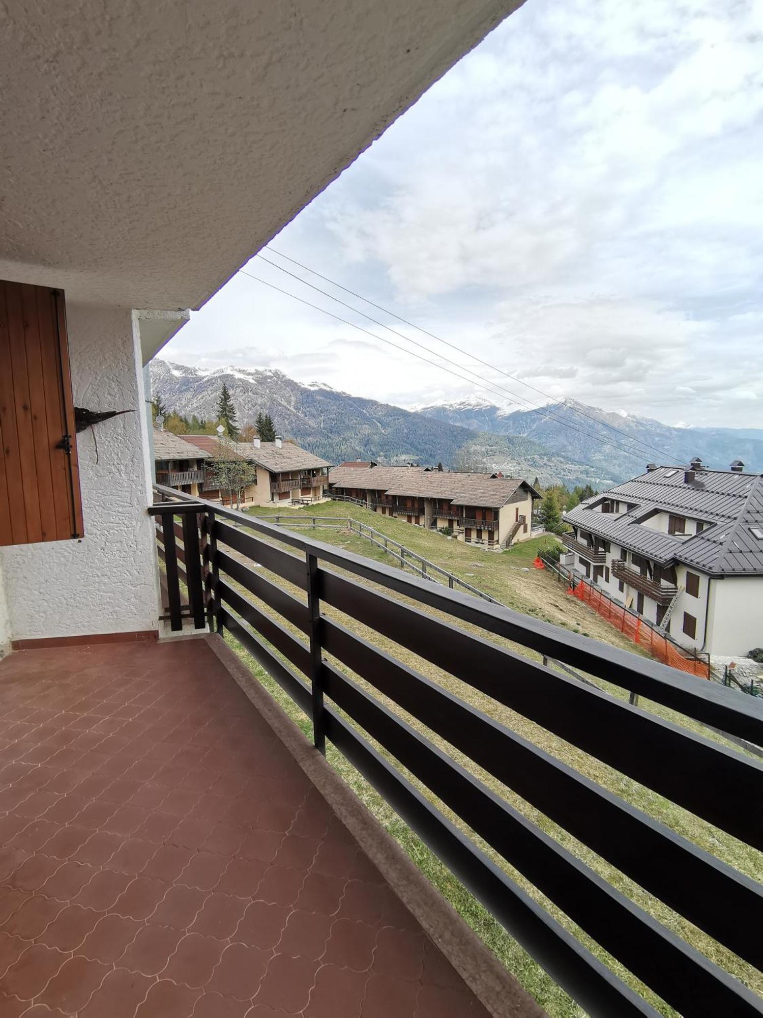 Trilocale Con Splendida Vista Sulle Piste Da Sci Apartment Folgarida Exterior photo